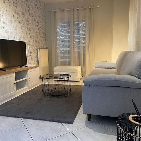 Letty'S Cozy Flat Apartment Peraía Dış mekan fotoğraf