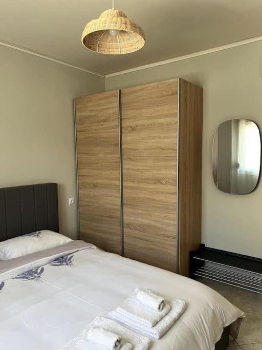 Letty'S Cozy Flat Apartment Peraía Dış mekan fotoğraf